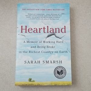 Heartland by Sarah Smarsh paperback book